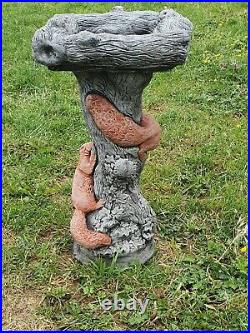 Beautiful SQUIRREL BIRD BATH FEEDER Stone Highly Detailed Garden Ornament Table