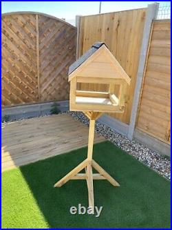 Bird house, Bird table
