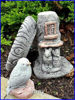 LOG BIRD BATH FEEDER With BIRD Highly Detailed Stone Garden Ornament Decor