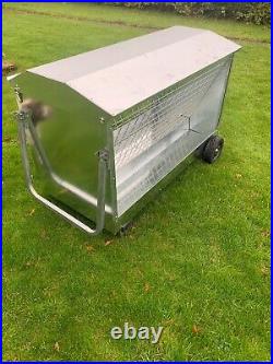 Sheep Feeder foot Hay Feeder 1.2m with roof and wheels 4' (Delivery Included)