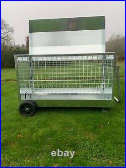 Sheep Feeder foot Hay Feeder 1.2m with roof and wheels 4' (Delivery Included)